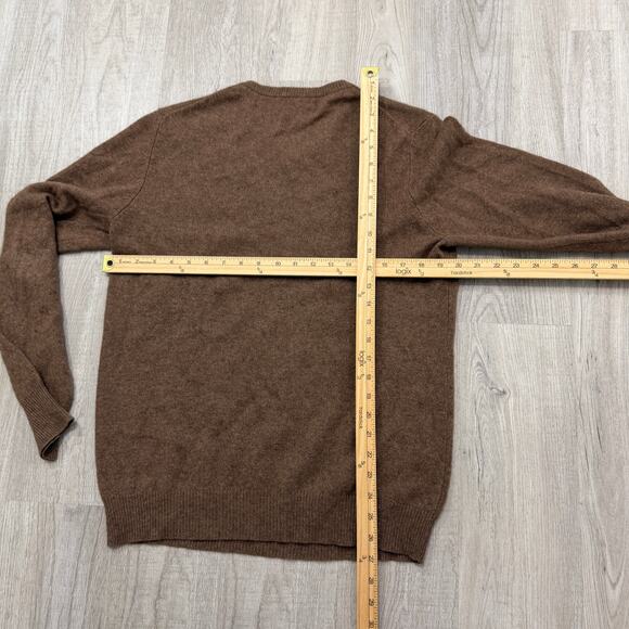 Marshall Fields 100% Cashmere V-Neck Sweater Men’s Medium Brown Preppy Office - Picture 7 of 8